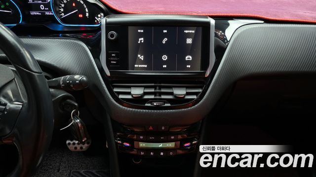 Peugeot 2008 2019 thumb 6