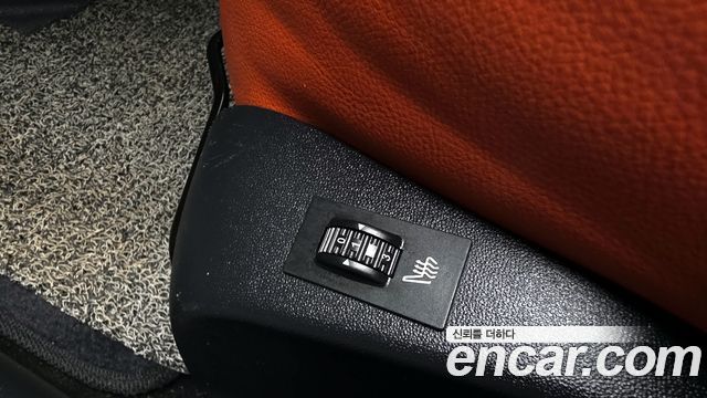 Peugeot 2008 2019 thumb 8