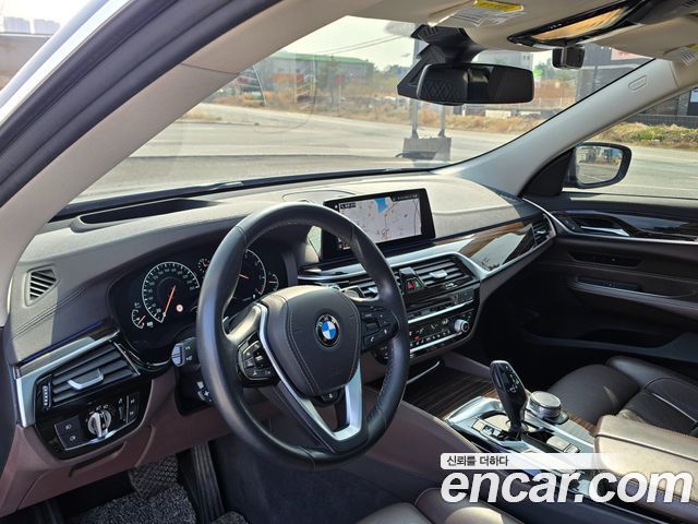 BMW 3 серии GT 2019 thumb 8
