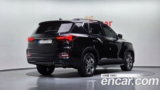 SsangYong Rexton 2022 thumb 3