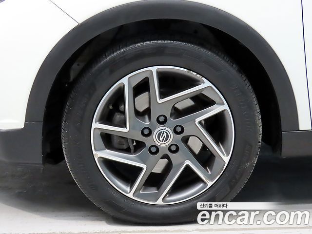 SsangYong Tivoli 2022 thumb 5