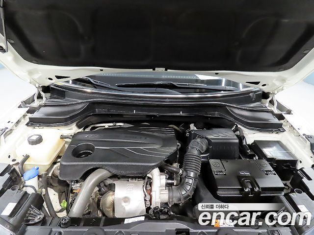 SsangYong Tivoli 2022 thumb 6