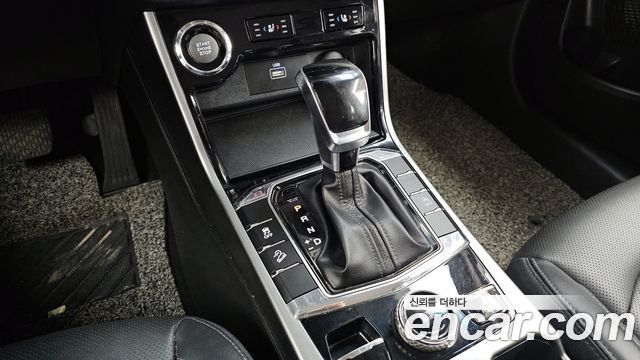 SsangYong Korando 2020 thumb 10