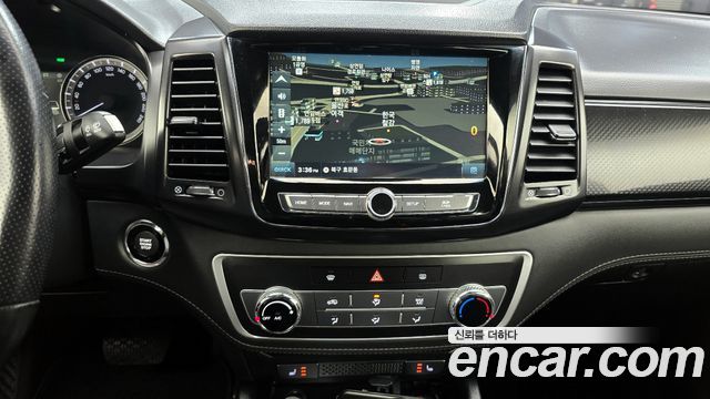 SsangYong Rexton 2020 thumb 12