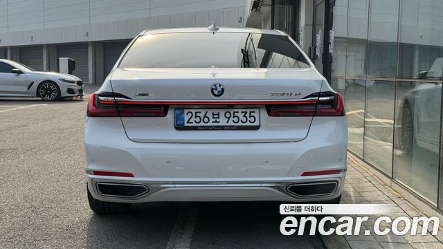 BMW 7 серии 2022 thumb 5