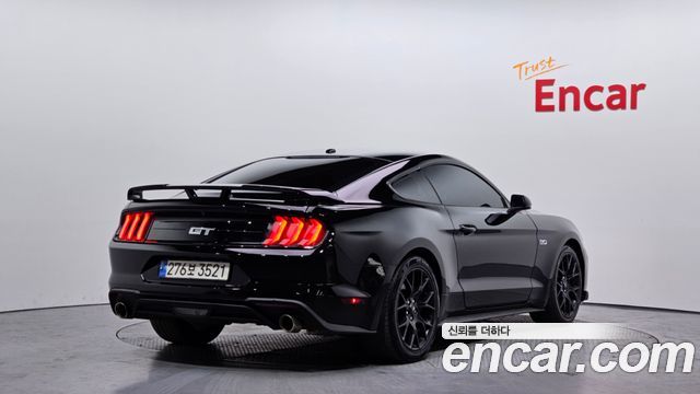 Ford Mustang Mach-E 2019 thumb 3
