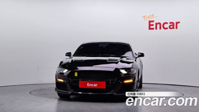 Ford Mustang Mach-E 2019 thumb 4