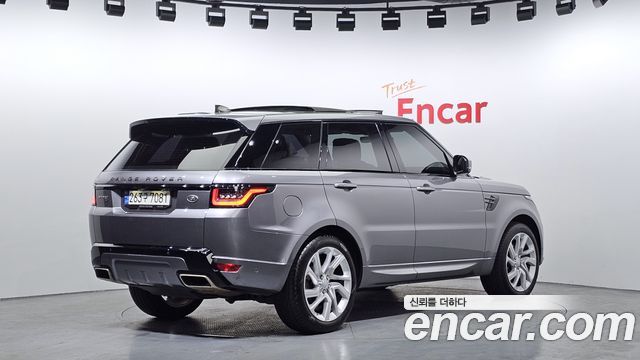 Land Rover Range Rover Sport 2020 thumb 3