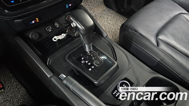 SsangYong Rexton 2021 thumb 9