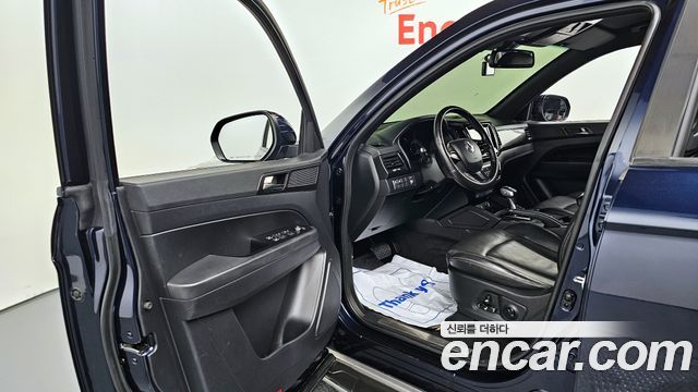 SsangYong Rexton 2020 thumb 10