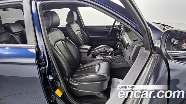 SsangYong Rexton 2020 thumb 11