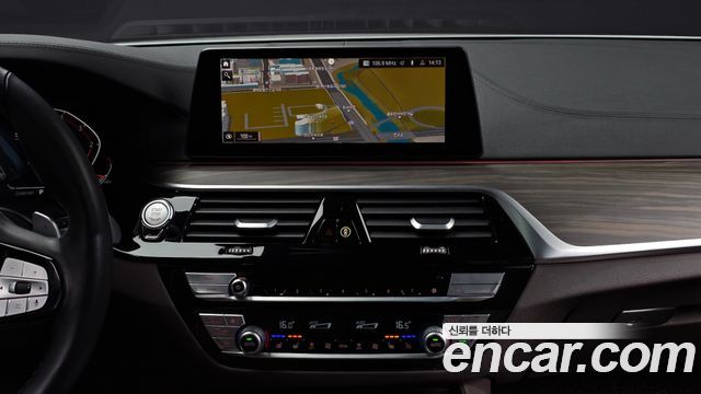 BMW 5 серии 2020 thumb 11