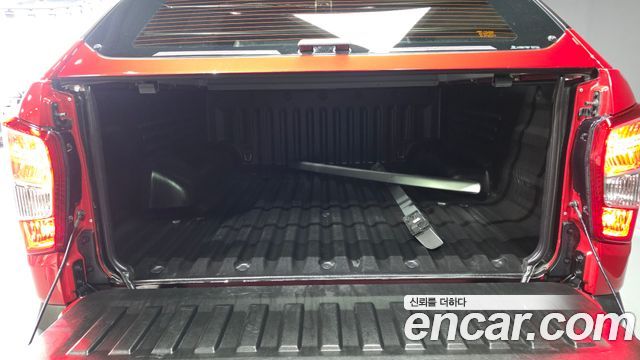 SsangYong Rexton 2020 thumb 12