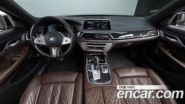BMW 7 серии 2021 thumb 7