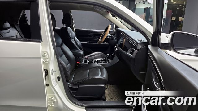 SsangYong Korando 2020 thumb 10
