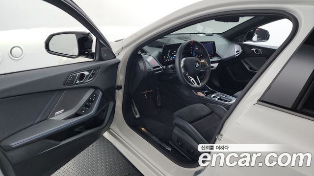 BMW 1 серии 2025 thumb 10