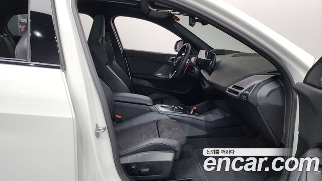 BMW 1 серии 2025 thumb 12