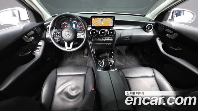 Mercedes-Benz C-Class 2019 thumb 8
