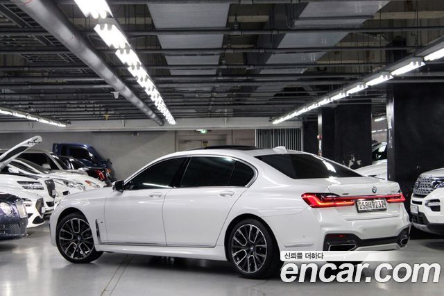 BMW 7 серии 2020 thumb 5