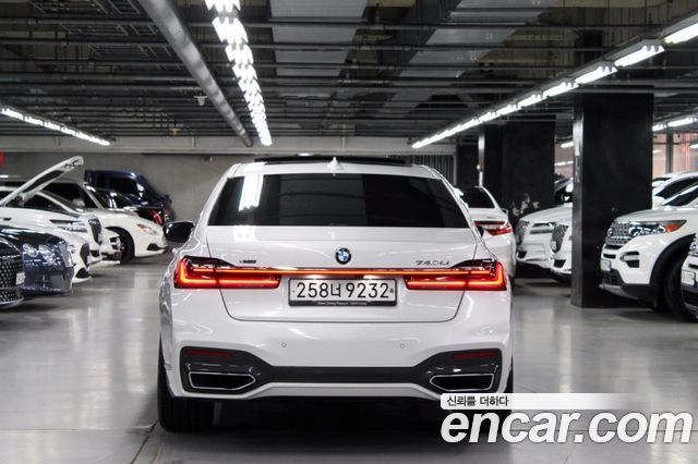 BMW 7 серии 2020 thumb 6