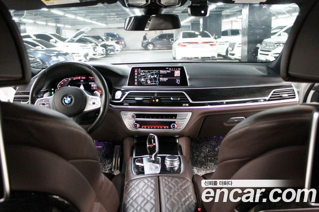 BMW 7 серии 2020 thumb 10