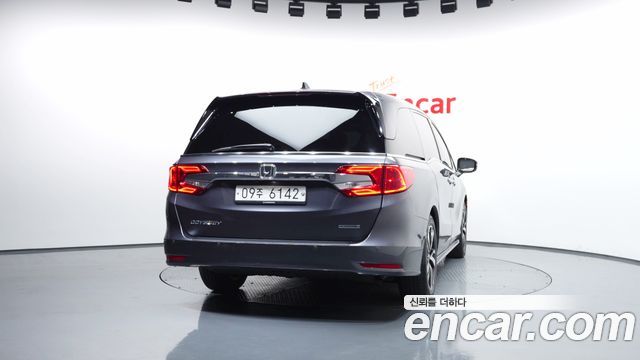 Honda Odyssey 2019 thumb 5