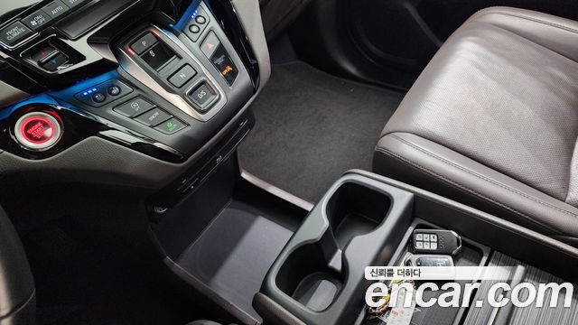 Honda Odyssey 2019 thumb 10
