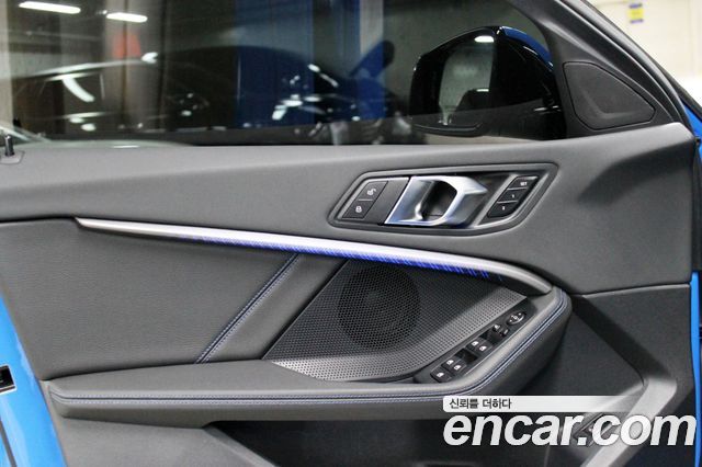BMW 1 серии 2023 thumb 8