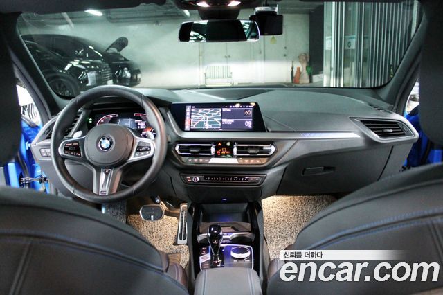 BMW 1 серии 2023 thumb 10