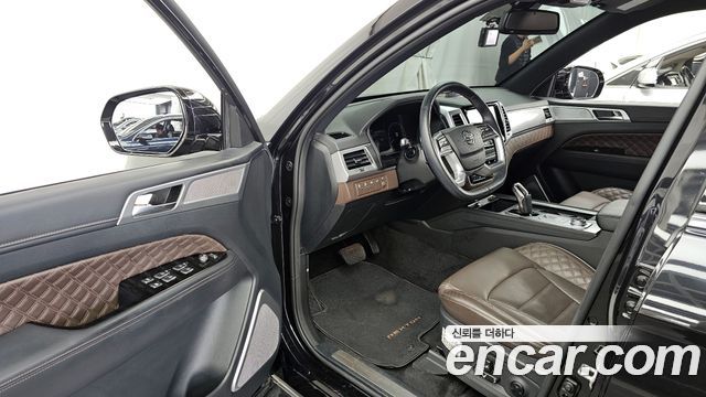 SsangYong Rexton 2022 thumb 10
