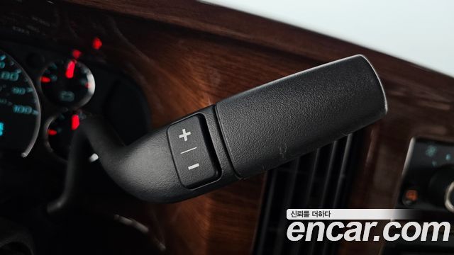 GMC Savana 2020 thumb 9