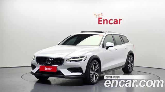 Volvo V60 2019 thumb 2