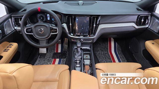 Volvo V60 2019 thumb 8