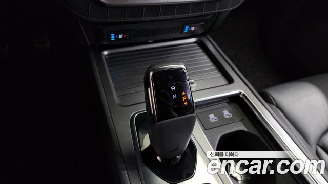SsangYong Rexton 2024 thumb 10