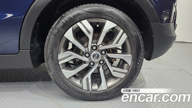 SsangYong Tivoli 2019 thumb 6