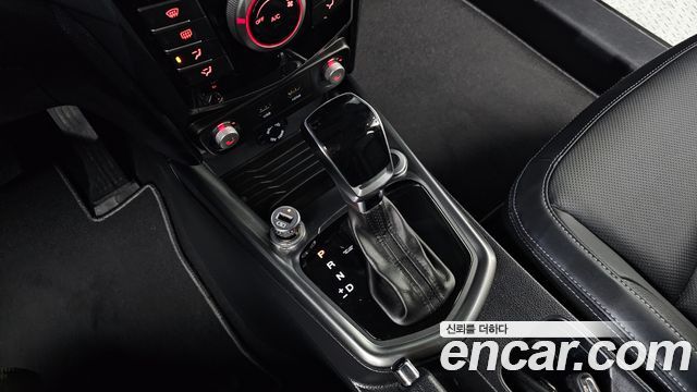 SsangYong Tivoli 2019 thumb 9