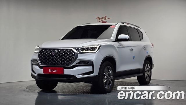 SsangYong Rexton 2021 thumb 2