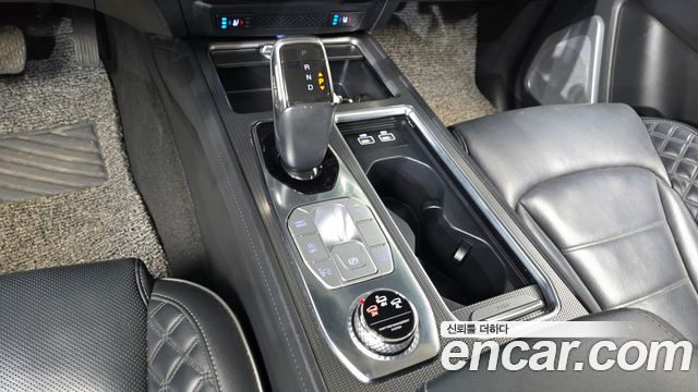 SsangYong Rexton 2021 thumb 10