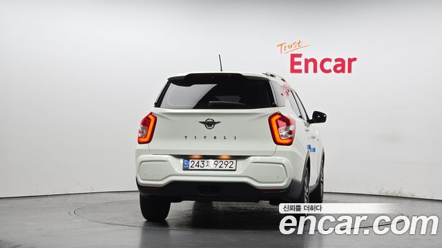 SsangYong Tivoli 2020 thumb 5
