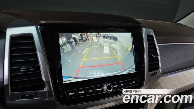 SsangYong Rexton 2022 thumb 12