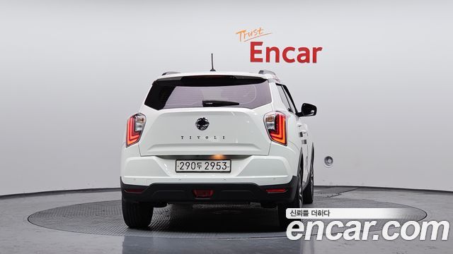 SsangYong Tivoli 2020 thumb 5