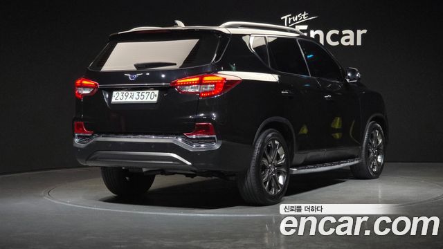 SsangYong Rexton 2020 thumb 3