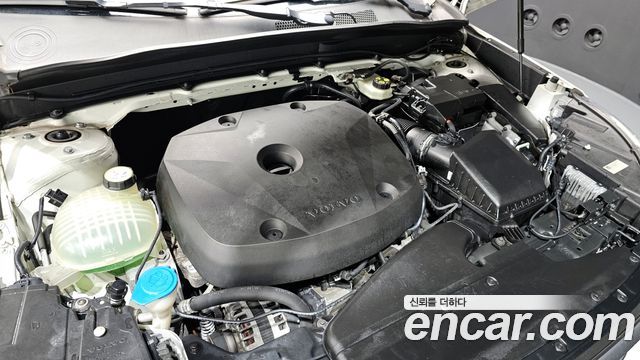 Volvo XC40 2019 thumb 7