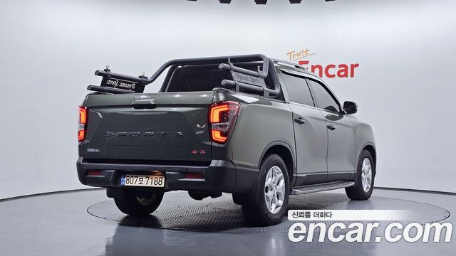SsangYong Rexton 2022 thumb 2