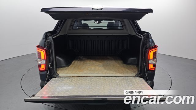 SsangYong Rexton 2021 thumb 12