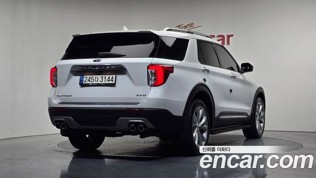 Ford Explorer 2023 thumb 2
