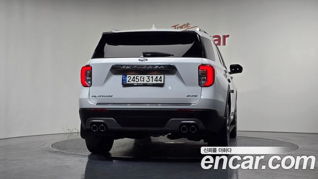 Ford Explorer 2023 thumb 4