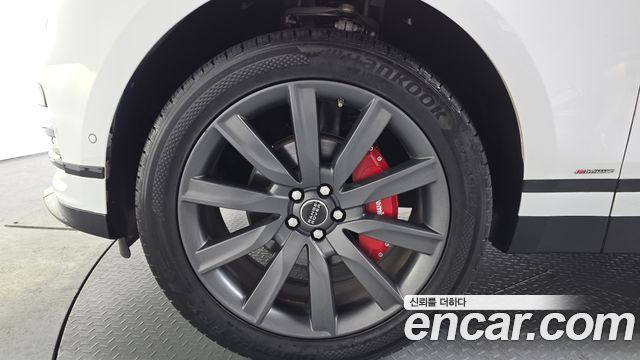 Land Rover Range Rover Velar 2019 thumb 6