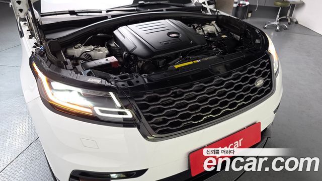 Land Rover Range Rover Velar 2019 thumb 7
