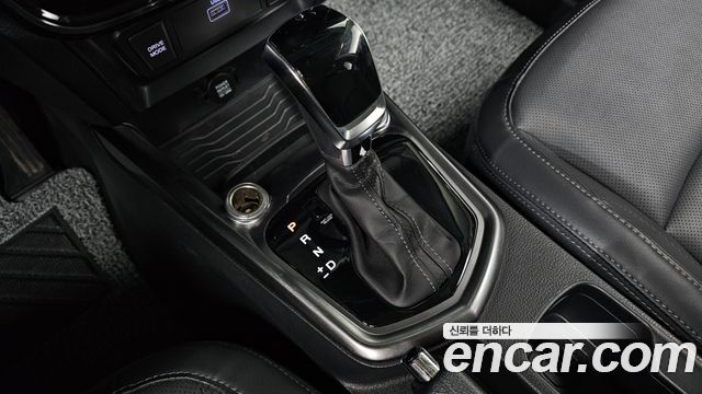 SsangYong Tivoli 2021 thumb 10